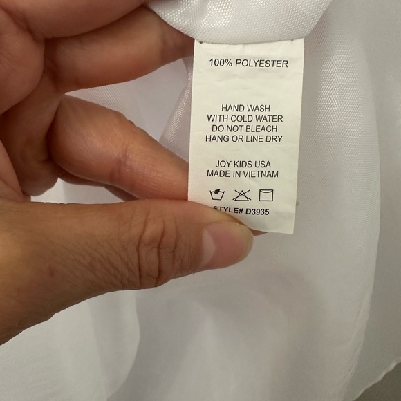 Elegant White Floral Kids Formal Dress - Picture 5 of 16